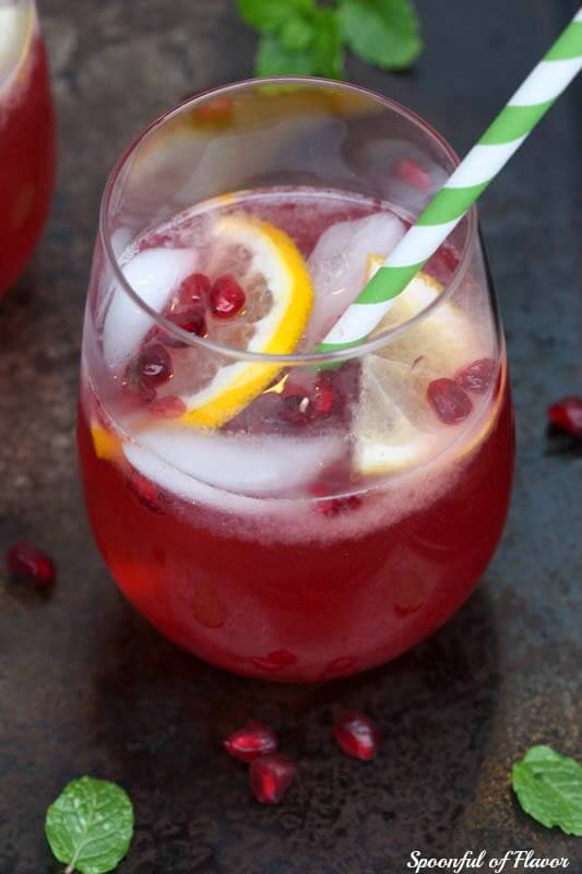 Pomegranate Lemonade Spritzer - an easy and refreshing seasonal drink!