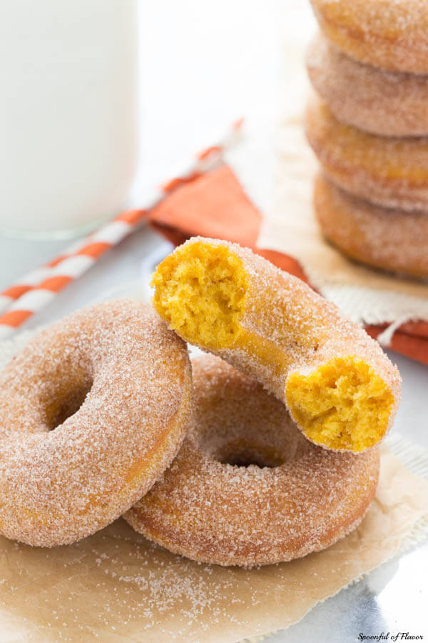 Baked Pumpkin Donuts with Cinnamon Sugar Topping - grab one or two to start your day!