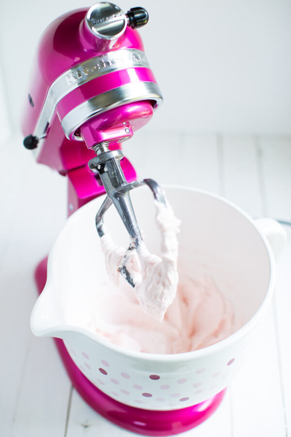 The Dash Everyday Stand Mixer & My Strawberry Cheesecake Cupcake #Recipe  Favorite