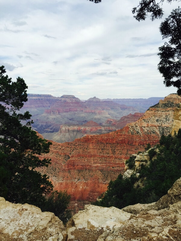 My mini Arizona road trip includes a 5-night itinerary starting and ending in Phoenix, Arizona with a stop at Grand Canyon National Park. This itinerary includes the best places to visit, including where to stay, where to eat and where to drink!