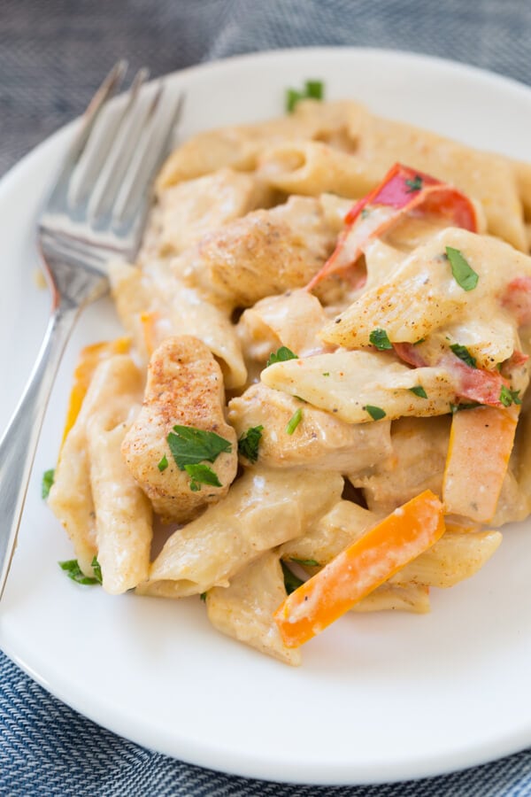 One Pot Cajun Chicken Pasta is made in only one pot with fresh peppers, chicken, Parmesan cheese and more! It doesn't get any easier than a one pot meal.