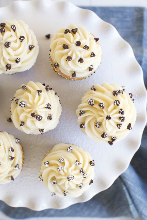 Cannoli cupcakes are made with light cinnamon cupcakes and a creamy mascarpone frosting to create a treat that you won't be able to resist!