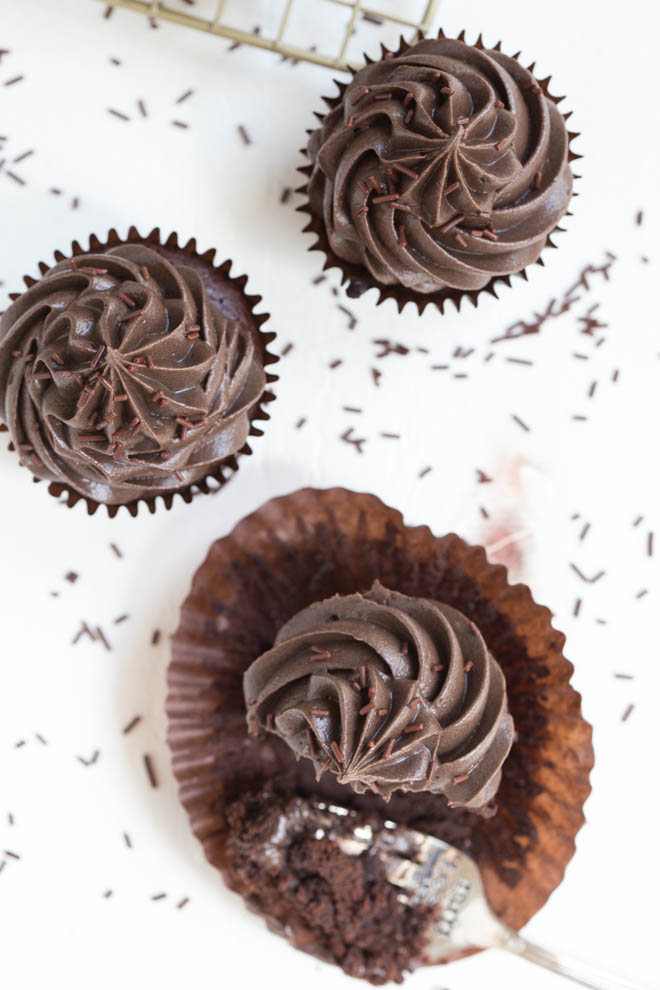 Flourless Mexican Chocolate Cupcakes are a gluten free delectable dessert made with a rich chocolate cake and topped with chocolate cream cheese frosting! A kick of cayenne pepper adds a fun twist to create a spicy treat.