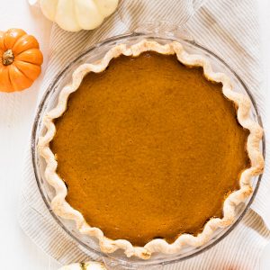 photo of whole pumpkin pie