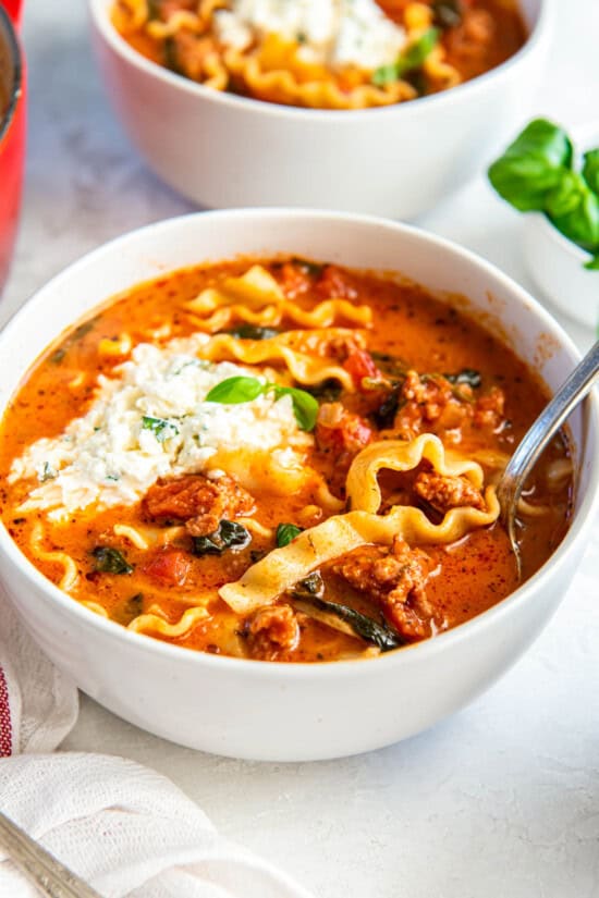 Easy Lasagna Soup with Sausage and Ricotta