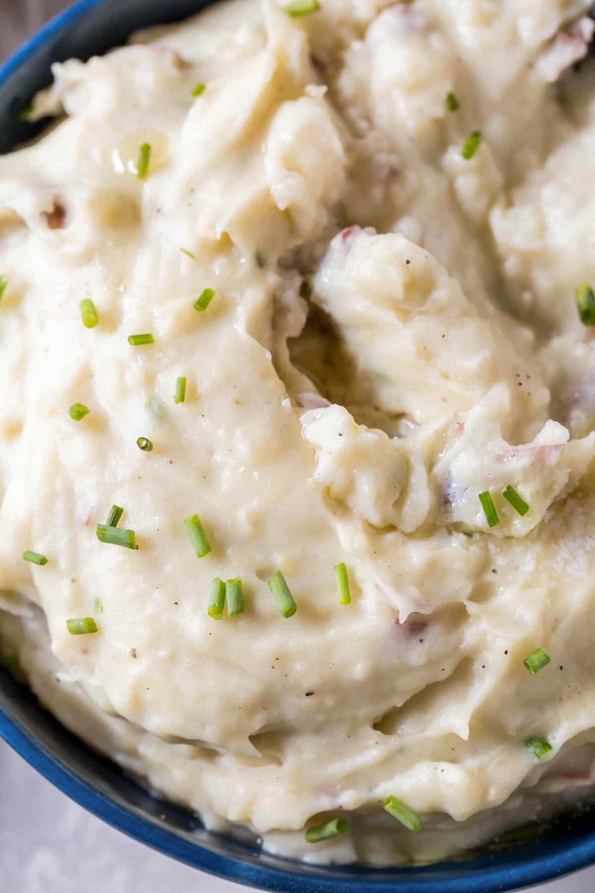 creamy instant pot mashed potatoes in a bowl