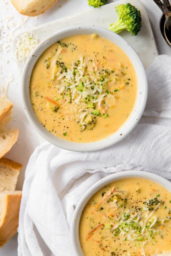 Instant Pot Broccoli Cheddar Soup