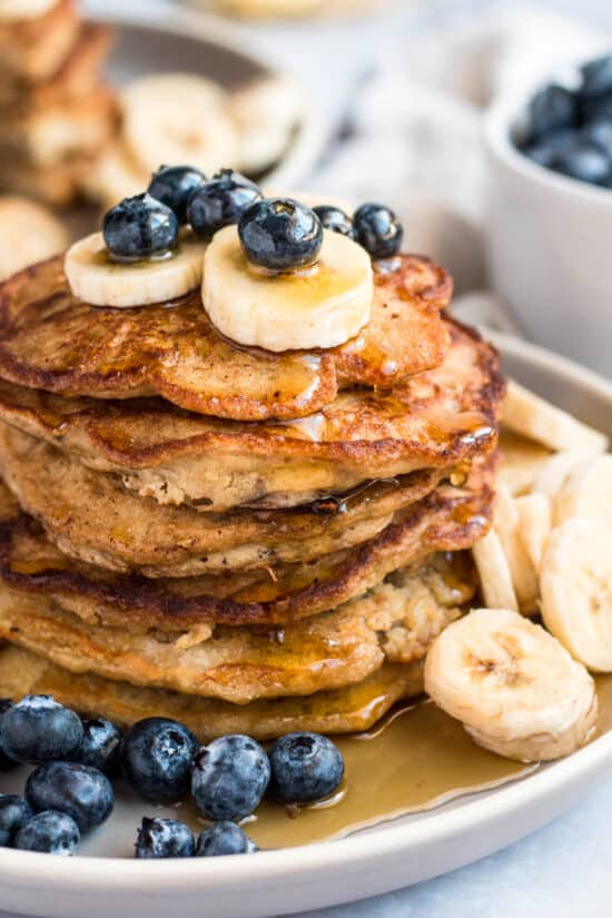 Banana Oat Pancakes