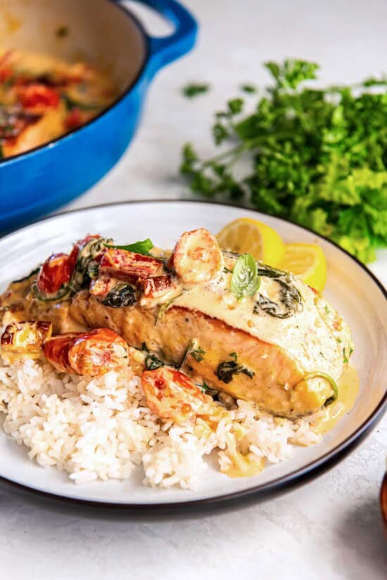 Creamy Tuscan Salmon Recipe with Spinach and Sun-Dried Tomatoes ...